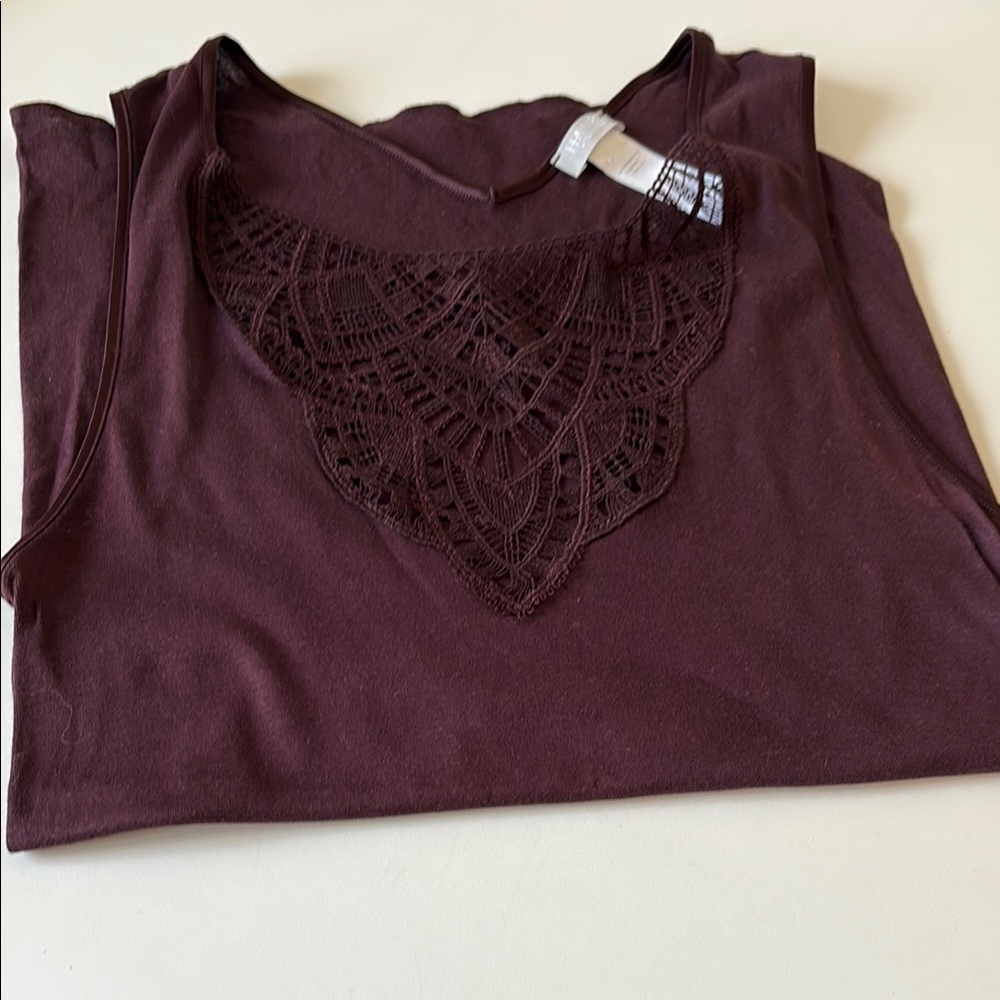 Hanro Elegant Burgundy Lace Detail Women's Top camisole size M price is for 2